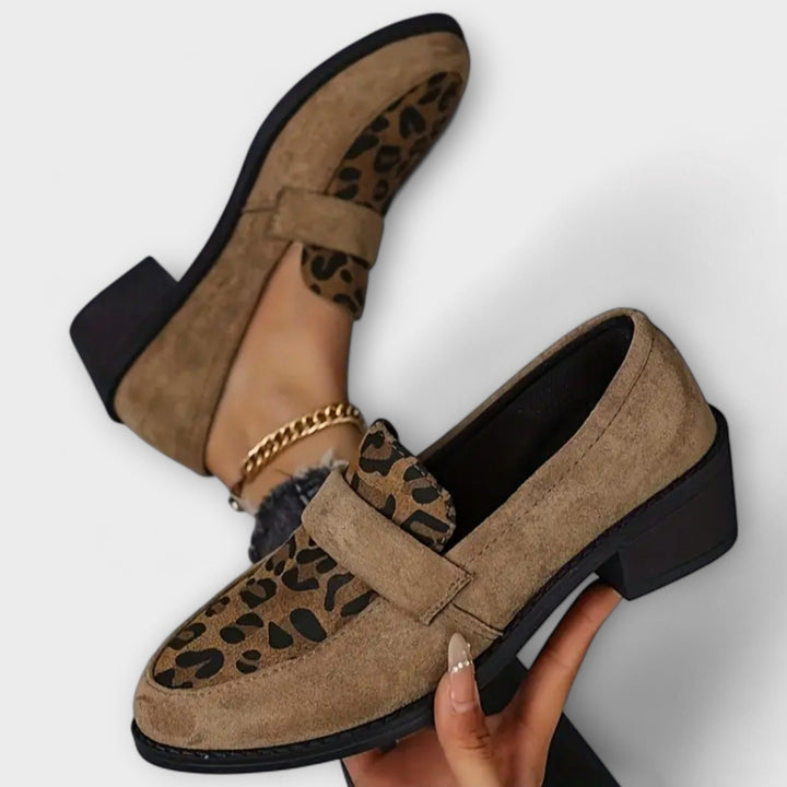 Karla™ | Eleganta leopardmönstrade loafers