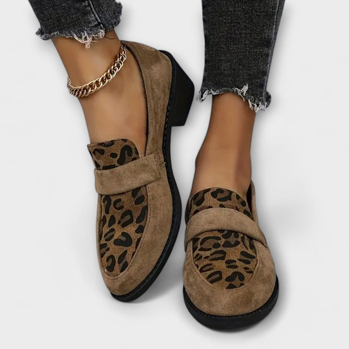Karla™ | Eleganta leopardmönstrade loafers